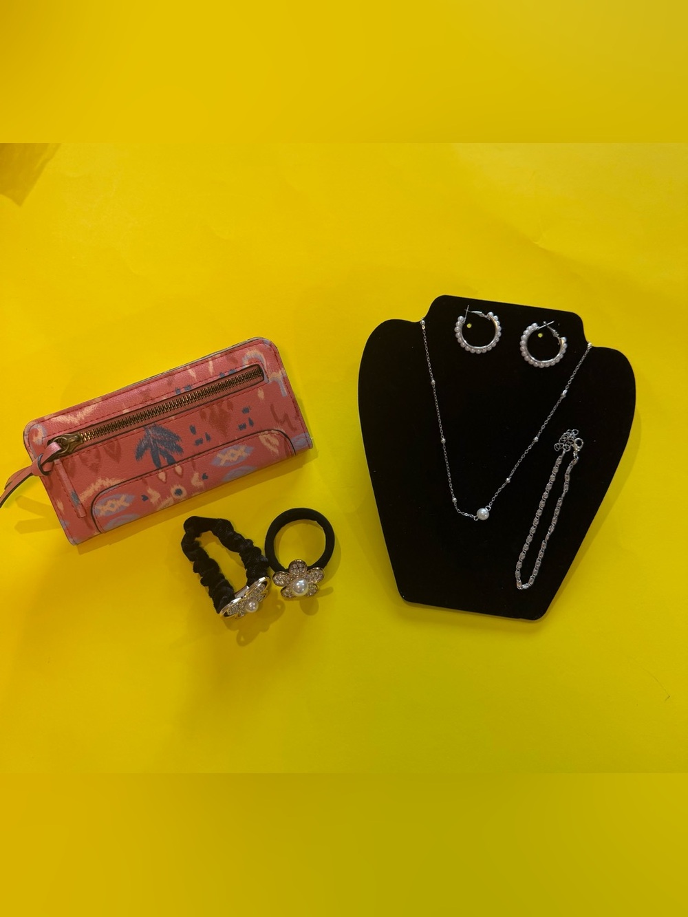 Pink Patterned Wristlet Zip Wallet - Unbranded & accessories